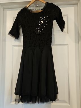 Girls Black Pearl-Accent Lace & Chiffon Dress - Size M